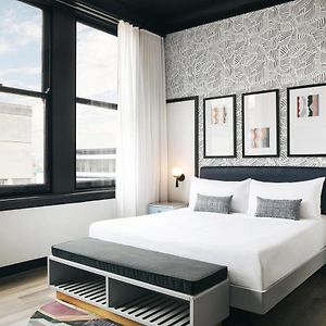 King Room Mobility or hearing accessible